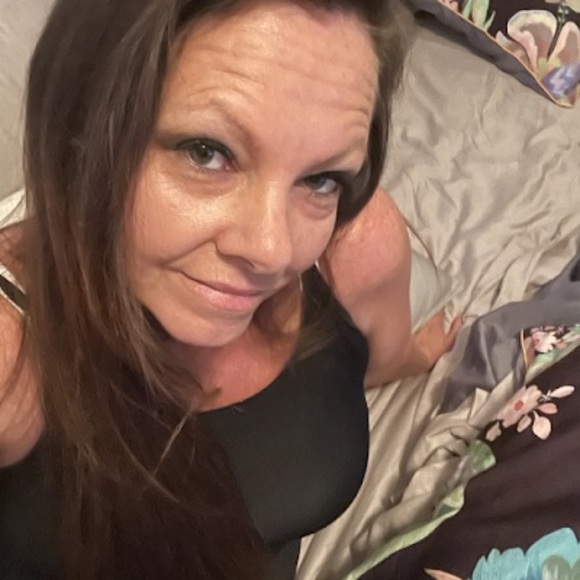 Meet your Posher, Rachael - Picture 1 of 1